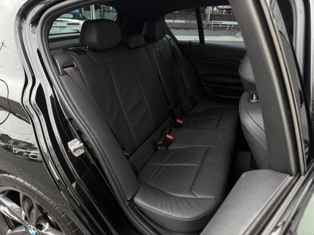 1シリーズ M140i エディションシャドー 全国1年保証付 ダコタレザーシートブラック 18AW Mスポーツブレーキ アダプティブサスペンション 前席シートヒーター バックカメラ Bluetooth アンビエントライト クルーズコントロール(11枚目)