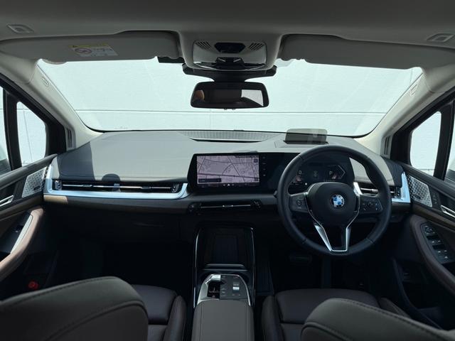 2シリーズ 218dアクティブツアラーエクスクルシブハイラインP 令和10年2月保証付 ヴァーネスカレザー モカ 17AW ハイラインパッケージ テクノロジーパッケージ harman/kardon ヘッドアップディスプレイ 全周囲カメラ AppleCarPlay(15枚目)