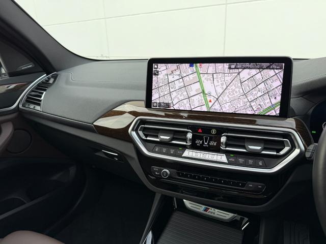 X3 M40i 全国2年保証付 サンルーフ ハーマン音響 ヴァーネスカレザーモカシート ハンドルヒータ シートエアコン 20AW 可変サス Mspブレーキ ACC ハンズオフアシスト HUD AppleCarPlay(30枚目)