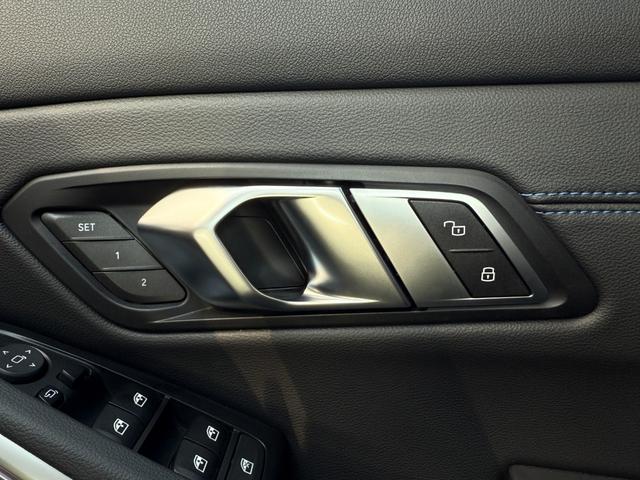 3シリーズ 320i Mスポーツ 全国2年保証付 コンフォートPKG 全周囲カメラ アルカンタラ/センサテック・ブラックシート 18AW アクティブクルーズコントロール 電動トランク シートヒータ AppleCarPlay(21枚目)