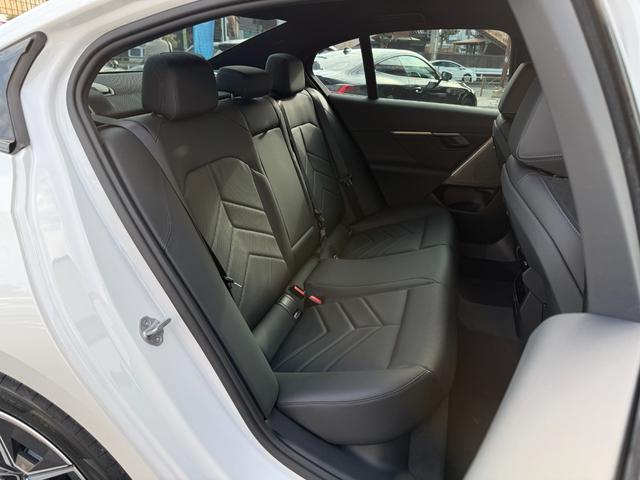 遠方のお客様には実車の詳細画像送信も承ります。お客様からのお問合せをお待ち致しております。