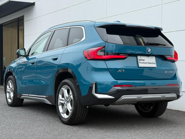 X1 xDrive 20d xライン 令和9年12月保証付 パーフォレーテッド・ヴェガンザ ブラック 18AW AppleCarPlay ヘッドアップディスプレイ アンビエントライト 前席シートヒーター 電動トランク 全周囲カメラ ACC(57枚目)