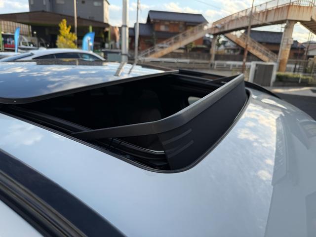 弊社お客様より頂いた下取車やデモカーが在庫の殆どを占めています。車の経歴や整備記録が分かり、ご安心してお車をお選び頂ける正規ディーラーならではのラインナップでございます。