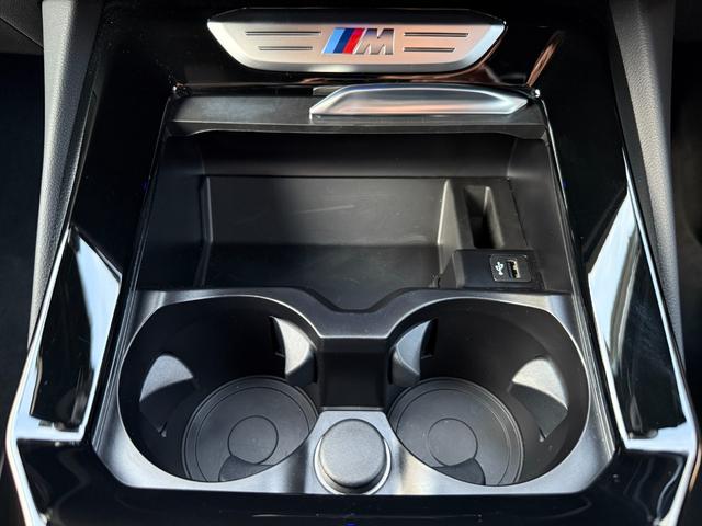 車両の詳細、ご質問につきましては、弊社営業スタッフまでお気軽にご連絡下さいませ。