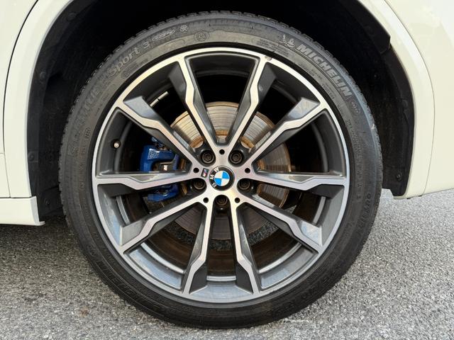 車両の詳細、ご質問につきましては、弊社営業スタッフまでお気軽にご連絡下さいませ。遠方のお客様には実車の詳細画像送信も承ります。お客様からのお問合せをお待ち致しております。