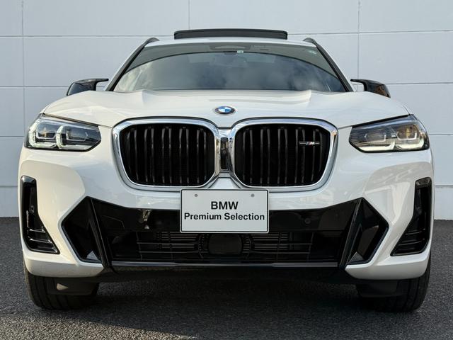 在庫車両はストックヤードにも保管してございます。あらかじめ在庫確認及びご来店日時のご連絡を頂けますと円滑なご案内が可能です。