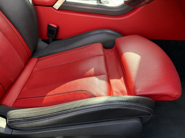 ８シリーズ ８４０ｉ　グランクーペ　Ｍスポーツ　全国２年保証付　フィオナレッドブラック　エクステンド・レザー・メリノ　２０ＡＷ　パノラマサンルーフ　Ｍテクニックスポーツパッケージｈａｒｍａｎ／ｋａｒｄｏｎ　後輪操舵　ベンチレーション　Ｍスポブレーキ（11枚目）