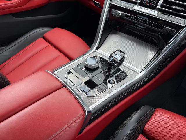 ８シリーズ ８４０ｉ　グランクーペ　Ｍスポーツ　全国２年保証付　フィオナレッドブラック　エクステンド・レザー・メリノ　２０ＡＷ　パノラマサンルーフ　Ｍテクニックスポーツパッケージｈａｒｍａｎ／ｋａｒｄｏｎ　後輪操舵　ベンチレーション　Ｍスポブレーキ（42枚目）