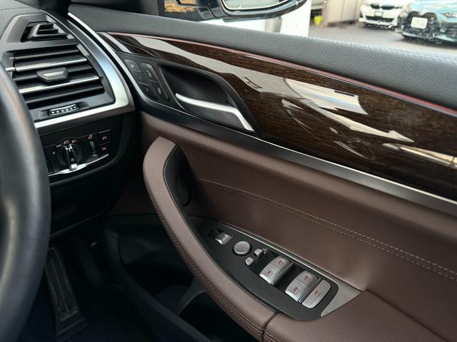 X3 xDrive 20d Mスポーツ 全国2年保証付 ヴァーネスカレザーモカ ハンドルヒータ サウンドPKG 19インチAW ハーマン音響 ACC ハンズオフアシスト HUD 全周囲カメラ 前後シートヒータ 電動トランク CarPlay(22枚目)
