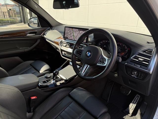 X3 M40d 全国2年保証付 ヴァ―ネスカブラックレザー 21AW AppleCarPlay HUD アンビエントライト アクティブクルーズコントロール 全席シートヒーター 全周囲カメラ Mスポーツブレーキ(5枚目)