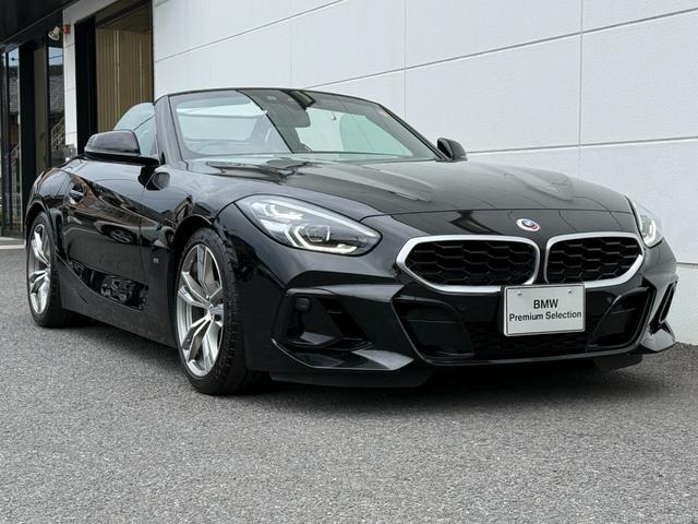 Ｚ４ ｓＤｒｉｖｅ２０ｉ　Ｍスポーツ　全国２年保証付　ヴァーネスカレザーブラックシート　セレクトＰＫＧ　地デジＴＶナビ　ハーマン音響　ステアリングヒータ　１８ＡＷ　ＡＣＣ　ヘッドアップディスプレイ　　シートヒータ　ＡｐｐｌｅＣａｒＰｌａｙ（45枚目）