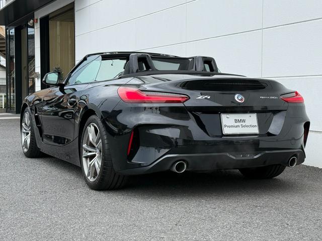 Ｚ４ ｓＤｒｉｖｅ２０ｉ　Ｍスポーツ　全国２年保証付　ヴァーネスカレザーブラックシート　セレクトＰＫＧ　地デジＴＶナビ　ハーマン音響　ステアリングヒータ　１８ＡＷ　ＡＣＣ　ヘッドアップディスプレイ　　シートヒータ　ＡｐｐｌｅＣａｒＰｌａｙ（49枚目）