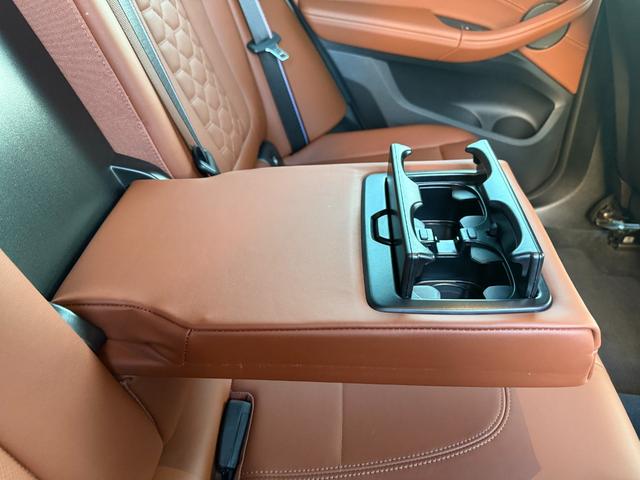 Ｘ３ Ｍ コンペティション　全国２年保証付　タルトゥーフォレザー　２１ＡＷ　可変サス　可変バルブ　Ｍｓｐブレーキ　ＡＣＣ　ハンズオフアシスト　ＨＵＤ　全周囲カメラ　ハーマン音響　シートエアコン　地デジＴＶナビ　ＣａｒＰｌａｙ（13枚目）