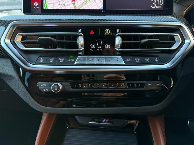 Ｘ３ Ｍ コンペティション　全国２年保証付　タルトゥーフォレザー　２１ＡＷ　可変サス　可変バルブ　Ｍｓｐブレーキ　ＡＣＣ　ハンズオフアシスト　ＨＵＤ　全周囲カメラ　ハーマン音響　シートエアコン　地デジＴＶナビ　ＣａｒＰｌａｙ（35枚目）