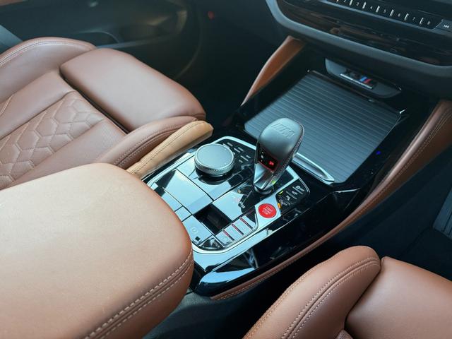 Ｘ３ Ｍ コンペティション　全国２年保証付　タルトゥーフォレザー　２１ＡＷ　可変サス　可変バルブ　Ｍｓｐブレーキ　ＡＣＣ　ハンズオフアシスト　ＨＵＤ　全周囲カメラ　ハーマン音響　シートエアコン　地デジＴＶナビ　ＣａｒＰｌａｙ（38枚目）