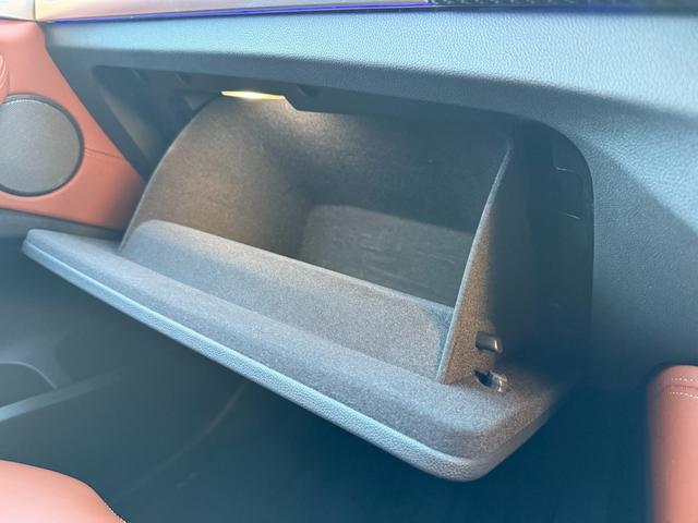 Ｘ３ Ｍ コンペティション　全国２年保証付　タルトゥーフォレザー　２１ＡＷ　可変サス　可変バルブ　Ｍｓｐブレーキ　ＡＣＣ　ハンズオフアシスト　ＨＵＤ　全周囲カメラ　ハーマン音響　シートエアコン　地デジＴＶナビ　ＣａｒＰｌａｙ（42枚目）