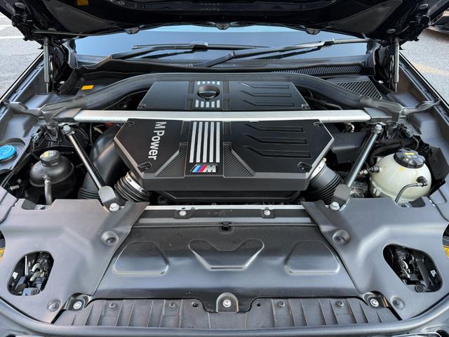 Ｘ３ Ｍ コンペティション　全国２年保証付　タルトゥーフォレザー　２１ＡＷ　可変サス　可変バルブ　Ｍｓｐブレーキ　ＡＣＣ　ハンズオフアシスト　ＨＵＤ　全周囲カメラ　ハーマン音響　シートエアコン　地デジＴＶナビ　ＣａｒＰｌａｙ（50枚目）