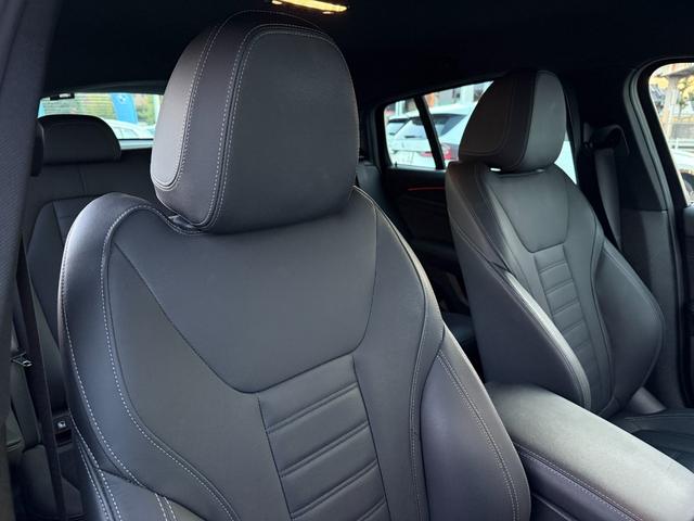 Ｘ４ ｘＤｒｉｖｅ　２０ｄ　Ｍスポーツ　全国２年保証付　ヴァーネスカレザーシートブラック１９ＡＷ　ｈａｒｍａｎ／ｋａｒｄｏｎ　ＡｐｐｌｅＣａｒＰｌａｙ　ヘッドアップディスプレイ　アンビエントライト　シートヒーター　３６０カメラ　電動トランク（7枚目）