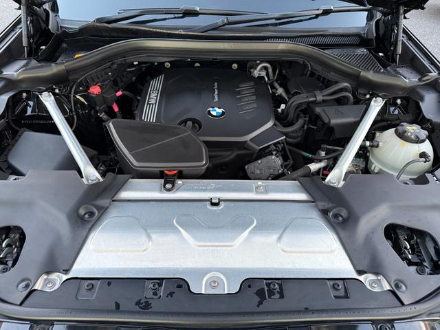 Ｘ４ ｘＤｒｉｖｅ　２０ｄ　Ｍスポーツ　全国２年保証付　ヴァーネスカレザーシートブラック１９ＡＷ　ｈａｒｍａｎ／ｋａｒｄｏｎ　ＡｐｐｌｅＣａｒＰｌａｙ　ヘッドアップディスプレイ　アンビエントライト　シートヒーター　３６０カメラ　電動トランク（50枚目）