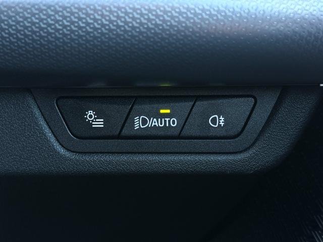 X1 M35i xDrive 全国2年保証付 Mアルカンタラ/ヴェガンザ・コンビネーション ブラック Mスポーツシート 20インチホイール Mスポーツブレーキ(レッド)アダプティブMサス harman/kardon 全周囲カメラ(25枚目)