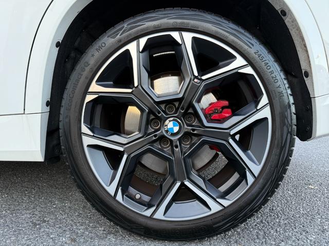 X1 M35i xDrive 全国2年保証付 Mアルカンタラ/ヴェガンザ・コンビネーション ブラック Mスポーツシート 20インチホイール Mスポーツブレーキ(レッド)アダプティブMサス harman/kardon 全周囲カメラ(49枚目)