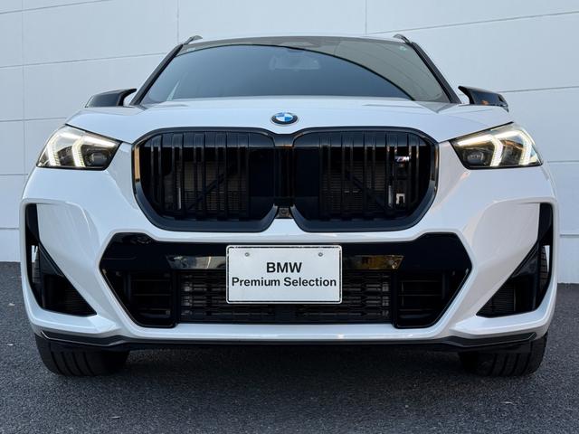 X1 M35i xDrive 全国2年保証付 Mアルカンタラ/ヴェガンザ・コンビネーション ブラック Mスポーツシート 20インチホイール Mスポーツブレーキ(レッド)アダプティブMサス harman/kardon 全周囲カメラ(51枚目)