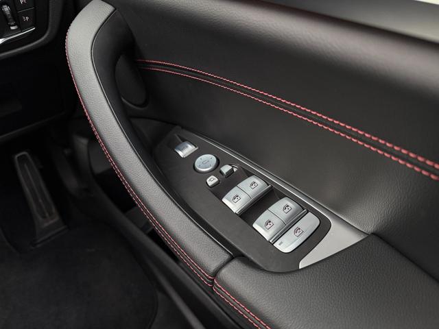 Ｘ４ ｘＤｒｉｖｅ　２０ｄ　Ｍスポーツ　全国２年保証付　サンルーフ　ヴァーネスカレザーブラック　１９ＡＷ　ＡＣＣ　ハンズオフアシスト　ヘッドアップディスプレイ　電動トランク　地上デジタルＴＶナビ　アンビエントライト　ＡｐｐｌｅＣａｒＰｌａｙ（26枚目）
