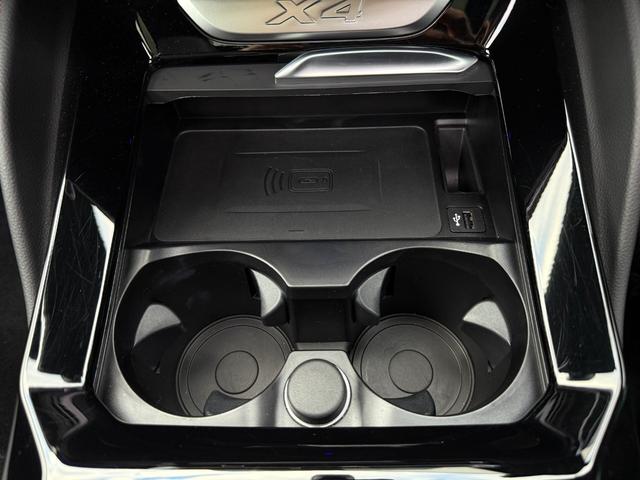 Ｘ４ ｘＤｒｉｖｅ　２０ｄ　Ｍスポーツ　全国２年保証付　サンルーフ　ヴァーネスカレザーブラック　１９ＡＷ　ＡＣＣ　ハンズオフアシスト　ヘッドアップディスプレイ　電動トランク　地上デジタルＴＶナビ　アンビエントライト　ＡｐｐｌｅＣａｒＰｌａｙ（40枚目）