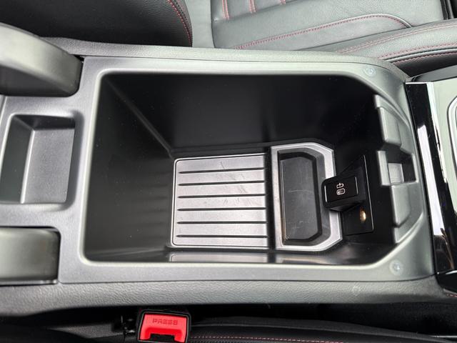 Ｘ４ ｘＤｒｉｖｅ　２０ｄ　Ｍスポーツ　全国２年保証付　サンルーフ　ヴァーネスカレザーブラック　１９ＡＷ　ＡＣＣ　ハンズオフアシスト　ヘッドアップディスプレイ　電動トランク　地上デジタルＴＶナビ　アンビエントライト　ＡｐｐｌｅＣａｒＰｌａｙ（41枚目）