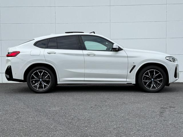 Ｘ４ ｘＤｒｉｖｅ　２０ｄ　Ｍスポーツ　全国２年保証付　サンルーフ　ヴァーネスカレザーブラック　１９ＡＷ　ＡＣＣ　ハンズオフアシスト　ヘッドアップディスプレイ　電動トランク　地上デジタルＴＶナビ　アンビエントライト　ＡｐｐｌｅＣａｒＰｌａｙ（54枚目）
