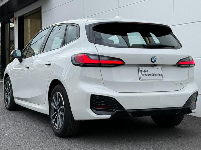 ２シリーズ ２１８ｄアクティブツアラー　Ｍスポーツ　全国２年保証付　アルカンタラ／センサテックシート　１７ＡＷ　ＡＣＣ　ヘッドアップディスプレイ　全周囲カメラ　シートヒータ　電動トランク　ＨＤＤナビ　アンビエントライト　ＬＥＤライト　ＣａｒＰｌａｙ（56枚目）