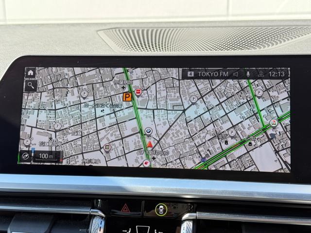 ３シリーズ ３２０ｉ　Ｍスポーツ　全国２年保証付　アルカンタラ／センサテックシート　コンフォートＰＫＧ　全周囲カメラ　１８ＡＷ　ＡＣＣ　ハンズオフアシスト　電動トランク　ＬＥＤヘッドライト　アンビエントライト　ＡｐｐｌｅＣａｒＰｌａｙ（25枚目）