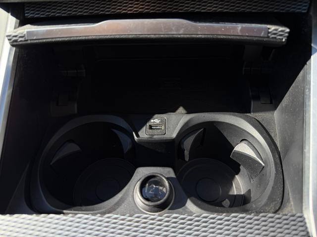 ３シリーズ ３２０ｉ　Ｍスポーツ　全国２年保証付　アルカンタラ／センサテックシート　コンフォートＰＫＧ　全周囲カメラ　１８ＡＷ　ＡＣＣ　ハンズオフアシスト　電動トランク　ＬＥＤヘッドライト　アンビエントライト　ＡｐｐｌｅＣａｒＰｌａｙ（37枚目）