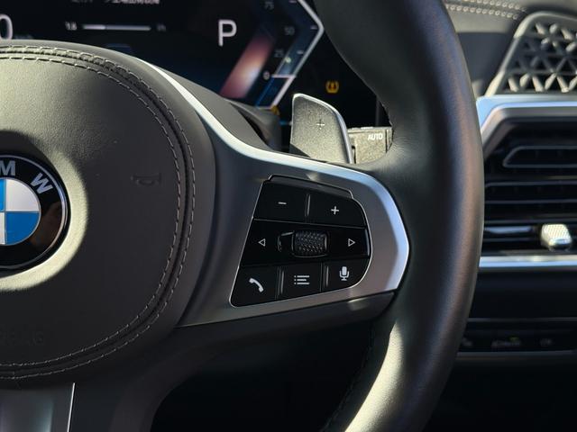 Ｘ７ ｘＤｒｉｖｅ　４０ｄ　Ｍスポーツ　全国２年保証付　スカイラウンジサンルーフ　６人乗　メリノレザーブラックシート　２２ＡＷ　エアサス　ＡＣＣ　ハンズオフアシスト　ハーマン音響　ＨＵＤ　全周囲カメラ　地デジＴＶナビ　ＣａｒＰｌａｙ（29枚目）