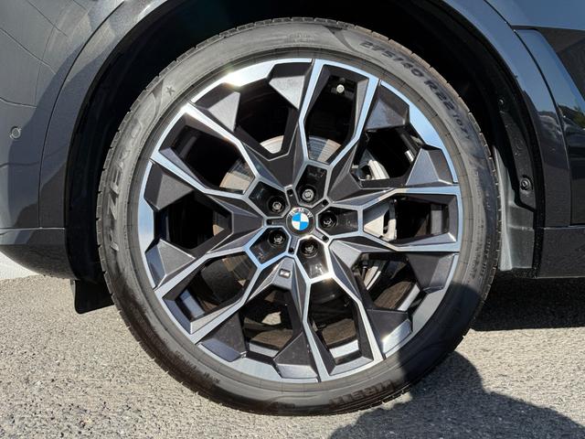 Ｘ７ ｘＤｒｉｖｅ　４０ｄ　Ｍスポーツ　全国２年保証付　スカイラウンジサンルーフ　６人乗　メリノレザーブラックシート　２２ＡＷ　エアサス　ＡＣＣ　ハンズオフアシスト　ハーマン音響　ＨＵＤ　全周囲カメラ　地デジＴＶナビ　ＣａｒＰｌａｙ（64枚目）