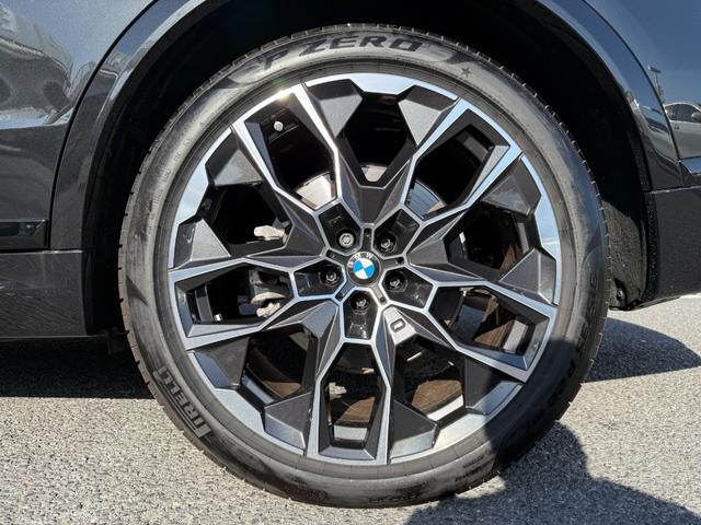 Ｘ７ ｘＤｒｉｖｅ　４０ｄ　Ｍスポーツ　全国２年保証付　スカイラウンジサンルーフ　６人乗　メリノレザーブラックシート　２２ＡＷ　エアサス　ＡＣＣ　ハンズオフアシスト　ハーマン音響　ＨＵＤ　全周囲カメラ　地デジＴＶナビ　ＣａｒＰｌａｙ（65枚目）