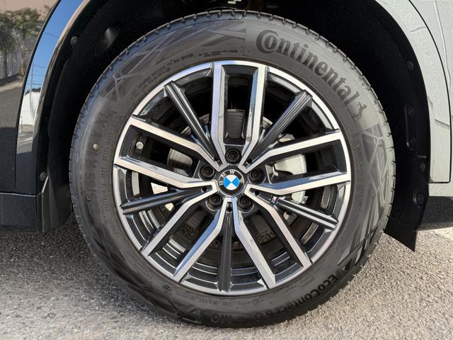 Ｘ１ ｘＤｒｉｖｅ　２０ｄ　Ｍスポーツ　２０２８年９月まで保証付　アルカンタラ／ヴェガンザブラックシート　ハンドルヒータ　１８ＡＷ　ＡＣＣ　ハンズオフアシスト　ＨＵＤ　全周囲カメラ　電動トランク　ＡｐｐｌｅＣａｒＰｌａｙ　アンビエントライト（48枚目）