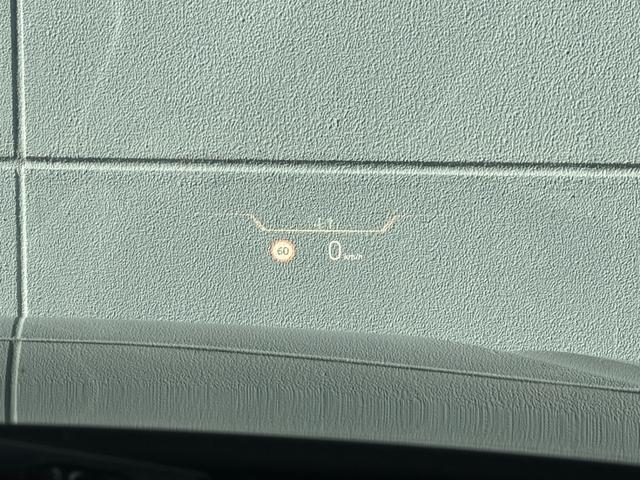 ｉ４ ｅＤｒｉｖｅ　４０　Ｍスポーツ　全国２年保証付　ヴァーネスカレザータコラレッドシート　ハイラインＰＫＧ　１８インチＡＷ　ＡＣＣ　ハンズオフアシスト　ＨＵＤ　電動トランク　シートヒータ　アンビエントライト　ＡｐｐｌｅＣａｒＰｌａｙ（20枚目）