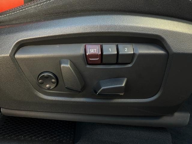 Ｘ１ Ｍ３５ｉ　ｘＤｒｉｖｅ　２０２８年７月まで保証付　サンルーフ　パーフォレーテッド・ヴェガンザレッドシート　ハンドルヒータ　ＯＰ２０ＡＷ　Ｍｓｐブレーキ　ハーマン音響　ＡＣＣ　ハンズオフアシスト　３６０カメラ　ＣａｒＰｌａｙ（12枚目）