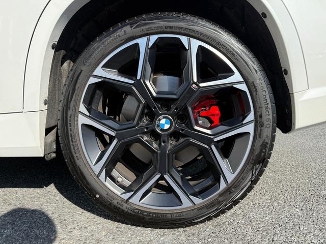 Ｘ１ Ｍ３５ｉ　ｘＤｒｉｖｅ　２０２８年７月まで保証付　サンルーフ　パーフォレーテッド・ヴェガンザレッドシート　ハンドルヒータ　ＯＰ２０ＡＷ　Ｍｓｐブレーキ　ハーマン音響　ＡＣＣ　ハンズオフアシスト　３６０カメラ　ＣａｒＰｌａｙ（53枚目）