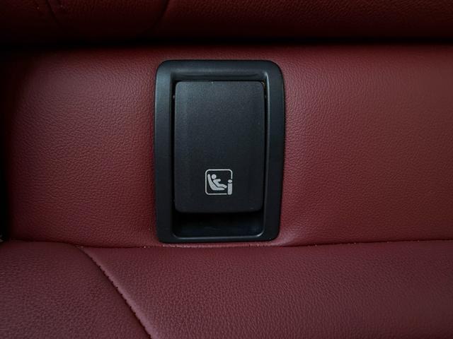 Ｘ６ ｘＤｒｉｖｅ　３５ｄ　Ｍスポーツ　全国２年保証付　ヴァーネスカレザー・タコラレッドシート　ＯＰ２１インチＡＷ　Ｍスポーツブレーキ　ＡＣＣ　ハンズオフアシスト　全周囲カメラ　ＨＵＤ　地上デジタルＴＶナビ　ＡｐｐｌｅＣａｒＰｌａｙ（12枚目）