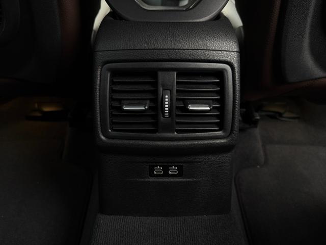 Ｘ１ ｘＤｒｉｖｅ　２０ｉ　ｘライン　全国１年保証／車検２年　ダコタレザーモカシート　ハイラインＰＫＧ　コンフォートＰＫＧ　ドライビングアシストプラス　１８ＡＷ　アクティブクルーズコントロール　ＨＵＤ　シートヒータ　電動トランク（13枚目）