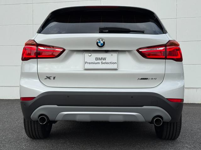 Ｘ１ ｘＤｒｉｖｅ　２０ｉ　ｘライン　全国１年保証／車検２年　ダコタレザーモカシート　ハイラインＰＫＧ　コンフォートＰＫＧ　ドライビングアシストプラス　１８ＡＷ　アクティブクルーズコントロール　ＨＵＤ　シートヒータ　電動トランク（51枚目）