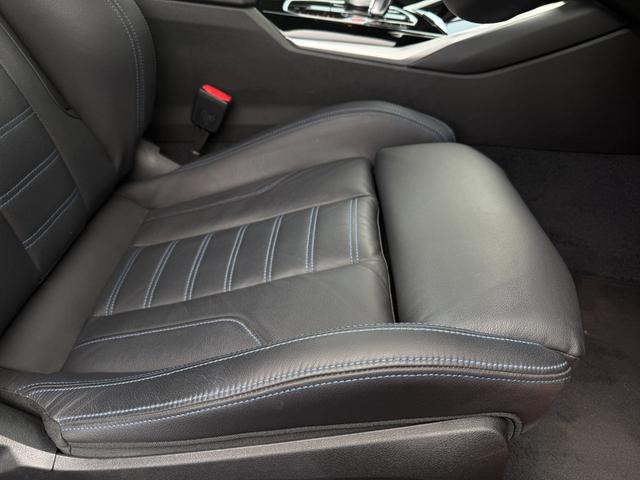 M2 ベースグレード 全国2年保証付 ヴァーネスカレザーブラックシート ハイラインPKG 19/20インチAW ハーマン音響 可変サス 可変バルブ Mspブレーキ ACC HUD HDDナビ AppleCarPlay(8枚目)