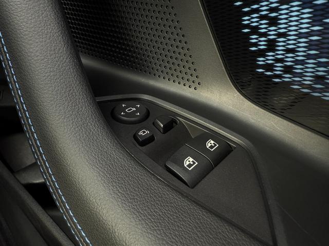 M2 ベースグレード 全国2年保証付 ヴァーネスカレザーブラックシート ハイラインPKG 19/20インチAW ハーマン音響 可変サス 可変バルブ Mspブレーキ ACC HUD HDDナビ AppleCarPlay(23枚目)