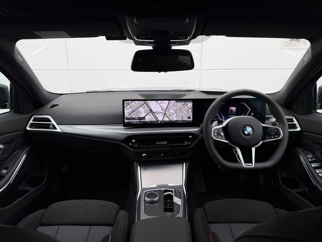 3シリーズ 318i Mスポーツ 2028年7月まで保証 弊社元デモカー 18AW 2ndLCIモデル ACC ハンズオフアシスト ヘッドアップディスプレイ 電動トランク 全周囲カメラ ApplrCarPlay(12枚目)