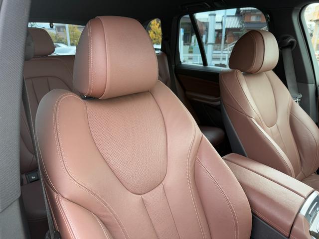 Ｘ５ ｘＤｒｉｖｅ　３５ｄ　Ｍスポーツ　全国２年保証付　ヴァーネスカレザーコーヒーブラウンシート　ハーマン音響　２０ＡＷ　ＡＣＣ　ハンズオフアシスト　ＨＵＤ　前後シートヒータ　全周囲カメラ　地上デジタルＴＶナビ　ＡｐｐｌｅＣａｒＰｌａｙ（7枚目）