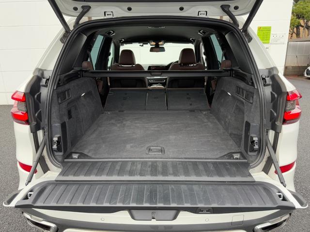 Ｘ５ ｘＤｒｉｖｅ　３５ｄ　Ｍスポーツ　全国２年保証付　ヴァーネスカレザーコーヒーブラウンシート　ハーマン音響　２０ＡＷ　ＡＣＣ　ハンズオフアシスト　ＨＵＤ　前後シートヒータ　全周囲カメラ　地上デジタルＴＶナビ　ＡｐｐｌｅＣａｒＰｌａｙ（46枚目）