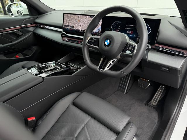 ���Ђ��q�l��蒸��������Ԃ�f���J�[���݌ɂ̖w�ǂ��߂Ă��܂��B�Ԃ̌o���␮���L�^��������A�����S���Ă��Ԃ����I�ђ����鐳�K�f�B�[���[�Ȃ�ł͂̃��C���i�b�v�ł������܂��B