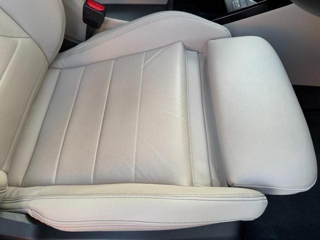 Ｘ２ 　オイスターレザーシート　ｈａｒｍａｎ／ｋａｒｄｏｎ　全周囲カメラ　ＡｐｐｌｅＣａｒＰｌａｙ　ヘッドアップディスプレイ　アンビエントライト　シートヒーター　電動トランク　オプション２０インチＡＷ（9枚目）